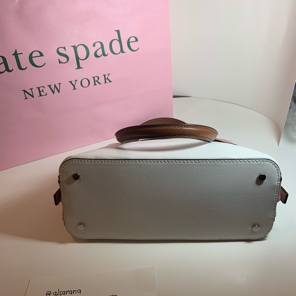 ⛔️⛔️sold⛔️⛔️Kate Spade Patterson Drive Small Dome - Picture 5 of 6